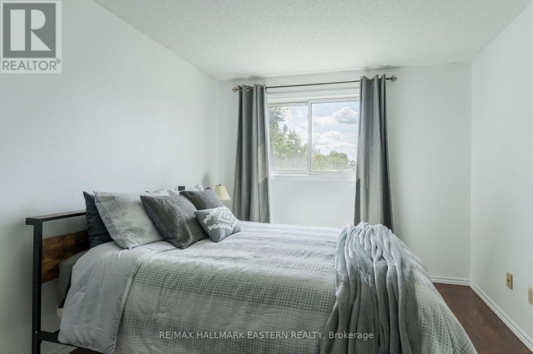1222 HUNTINGTON CIRCLE, Peterborough (Otonabee Ward 1), Ontario, K9K2B5