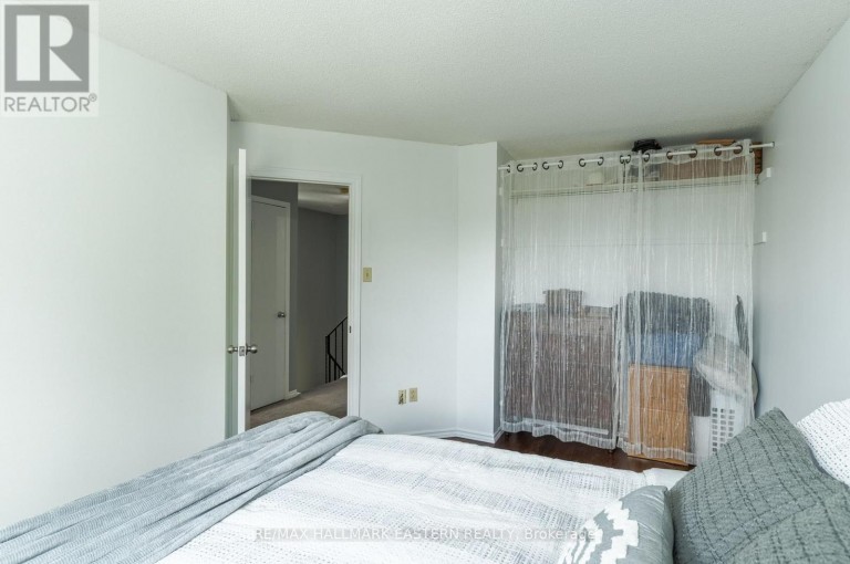 1222 HUNTINGTON CIRCLE, Peterborough (Otonabee Ward 1), Ontario, K9K2B5