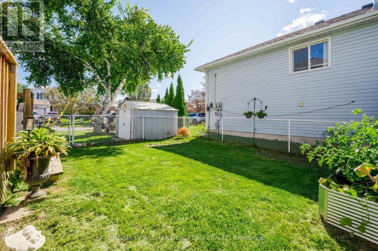 1222 HUNTINGTON CIRCLE, Peterborough (Otonabee Ward 1), Ontario, K9K2B5