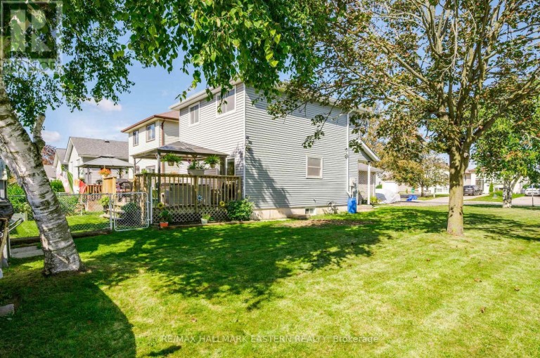1222 HUNTINGTON CIRCLE, Peterborough (Otonabee Ward 1), Ontario, K9K2B5
