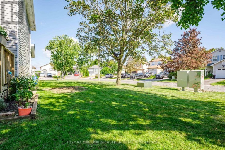 1222 HUNTINGTON CIRCLE, Peterborough (Otonabee Ward 1), Ontario, K9K2B5