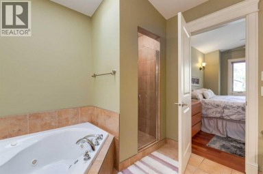 2023A 6 Avenue NW Calgary Alberta photo 30