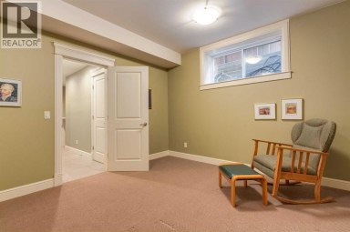 2023A 6 Avenue NW Calgary Alberta photo 42