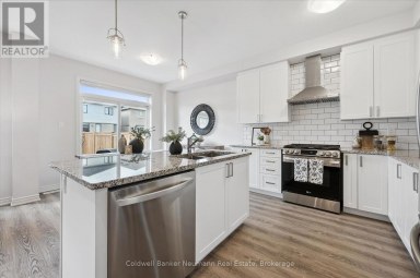 43 HARPIN WAY W Centre Wellington (Fergus) Ontario photo 10