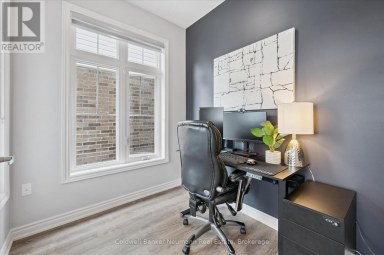 43 HARPIN WAY W Centre Wellington (Fergus) Ontario photo 16