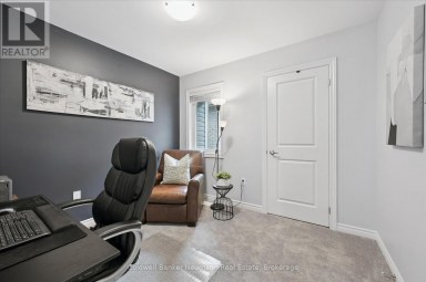 43 HARPIN WAY W Centre Wellington (Fergus) Ontario photo 18