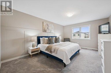 43 HARPIN WAY W Centre Wellington (Fergus) Ontario photo 26