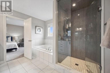 43 HARPIN WAY W Centre Wellington (Fergus) Ontario photo 31