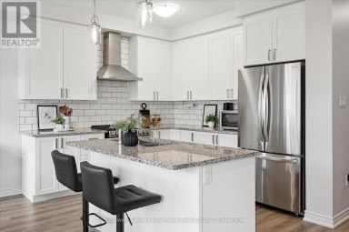43 HARPIN WAY W Centre Wellington (Fergus) Ontario photo 4