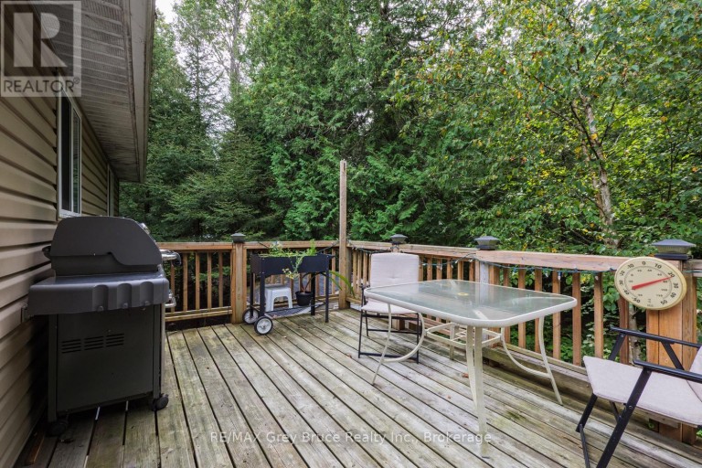 27 WOODSTOCK AVENUE, Northern Bruce Peninsula, Ontario, N0H2M0