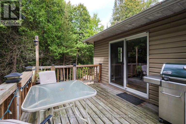 27 WOODSTOCK AVENUE, Northern Bruce Peninsula, Ontario, N0H2M0
