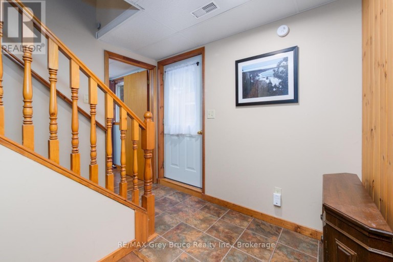 27 WOODSTOCK AVENUE, Northern Bruce Peninsula, Ontario, N0H2M0