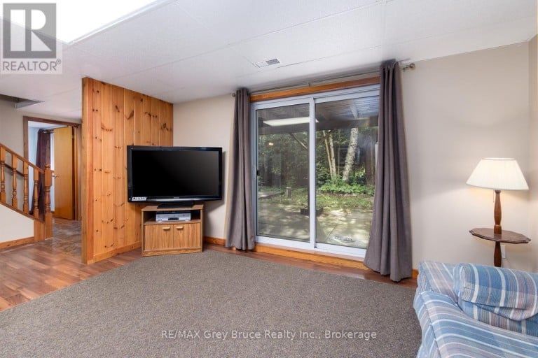 27 WOODSTOCK AVENUE, Northern Bruce Peninsula, Ontario, N0H2M0