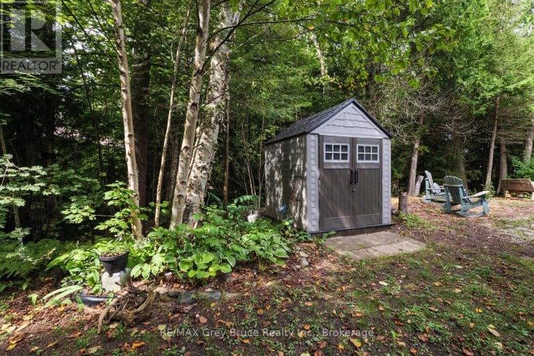 27 WOODSTOCK AVENUE, Northern Bruce Peninsula, Ontario, N0H2M0