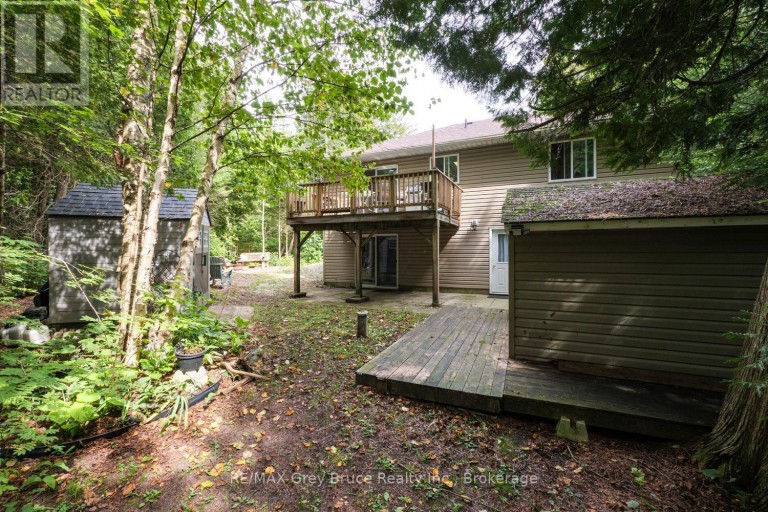 27 WOODSTOCK AVENUE, Northern Bruce Peninsula, Ontario, N0H2M0