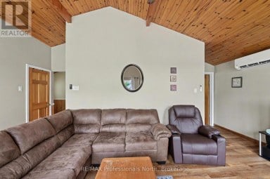 1034 ABLETT COURT Algonquin Highlands (Stanhope) Ontario photo 12