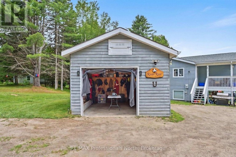 1034 ABLETT COURT, Algonquin Highlands (Stanhope), Ontario, K0M1S0