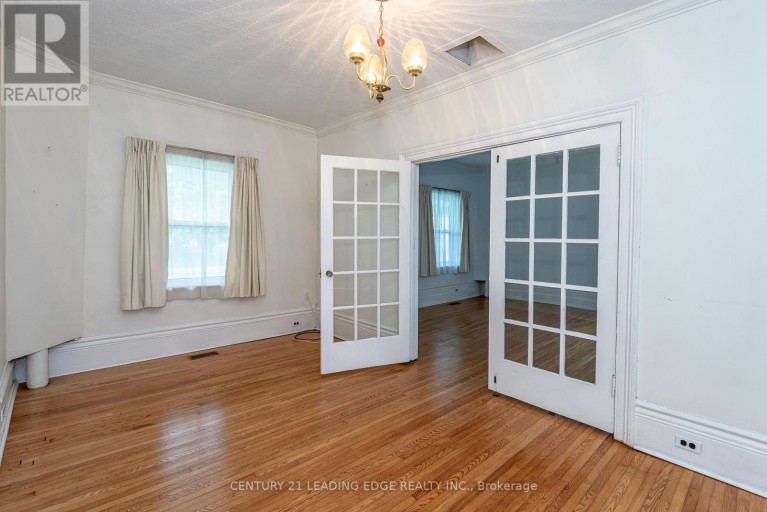 62 NORTH STREET, Georgina (Sutton & Jackson's Point), Ontario, L0E1R0