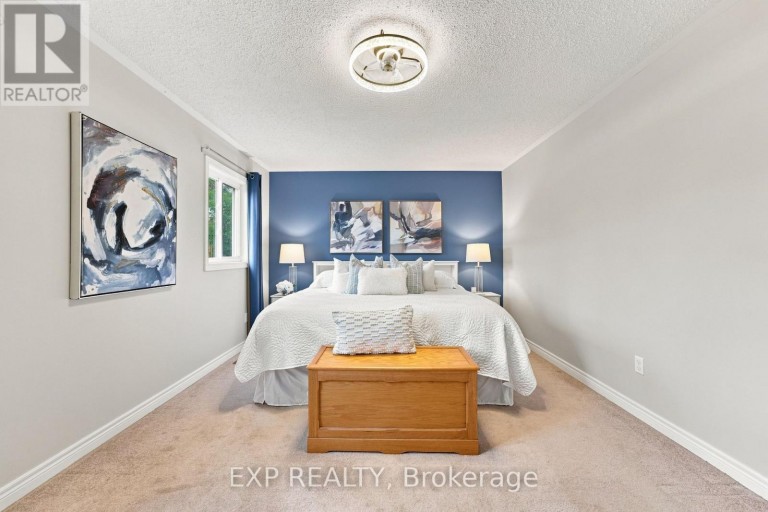 70 THORNLODGE DRIVE, Georgina (Keswick South), Ontario, L4P0B6