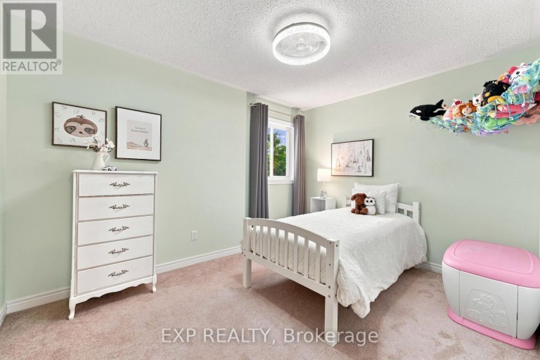 70 THORNLODGE DRIVE, Georgina (Keswick South), Ontario, L4P0B6