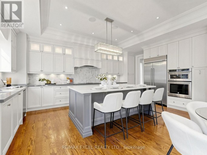 64 SUMMERFELDT CRESCENT, Markham (Unionville), Ontario, L3R2B2