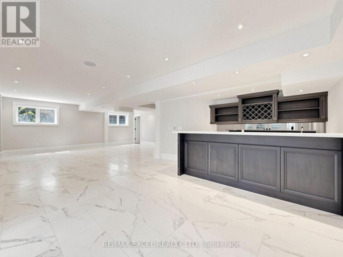 64 SUMMERFELDT CRESCENT, Markham (Unionville), Ontario, L3R2B2