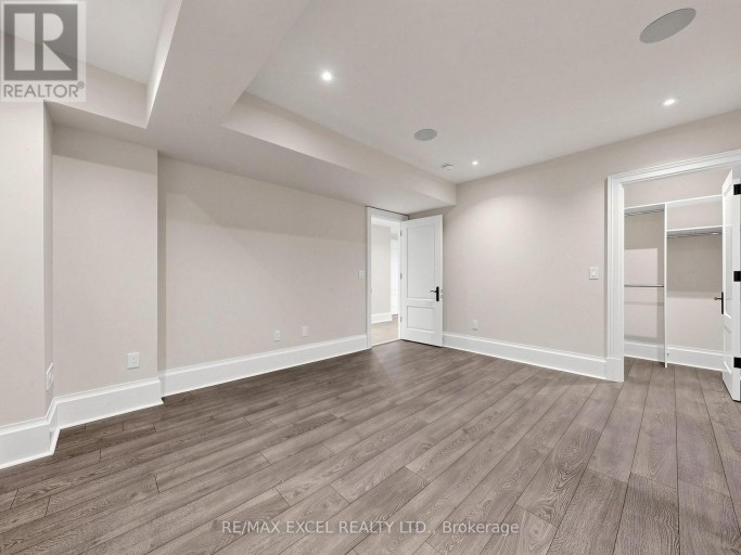 64 SUMMERFELDT CRESCENT, Markham (Unionville), Ontario, L3R2B2