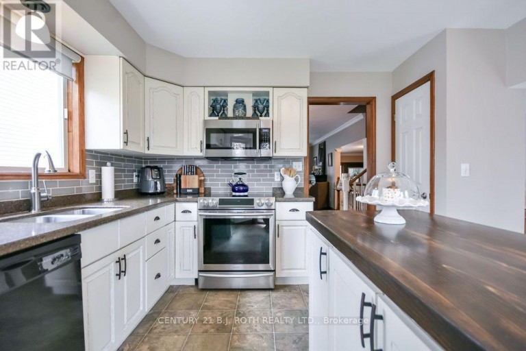 377 MARY STREET, Orillia, Ontario, L3V3G2