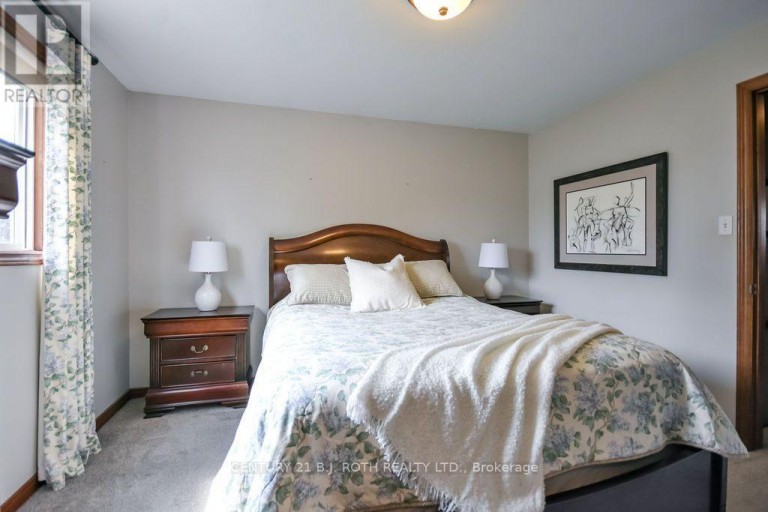377 MARY STREET, Orillia, Ontario, L3V3G2