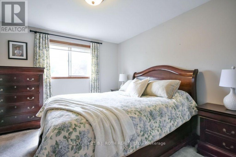 377 MARY STREET, Orillia, Ontario, L3V3G2