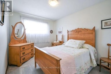 377 MARY STREET Orillia Ontario photo 25