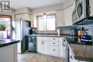 377 MARY STREET Orillia Ontario photo 9