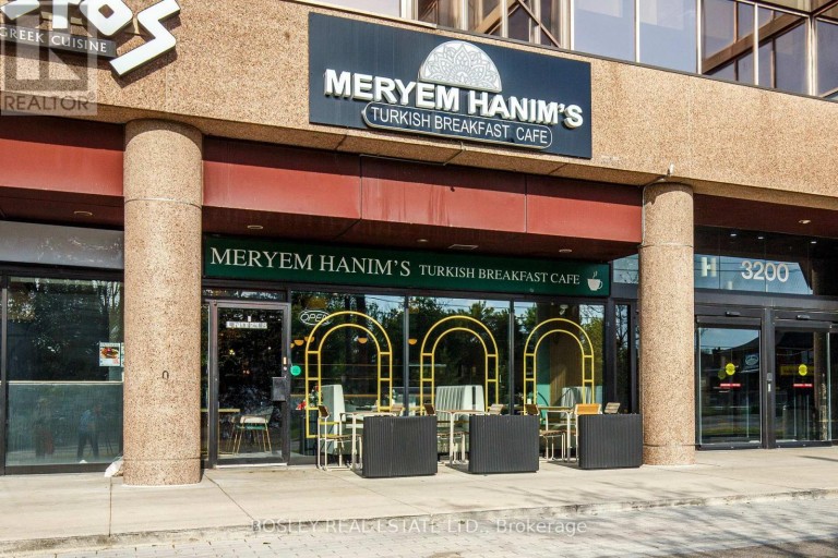21 - 3200 DUFFERIN STREET, Toronto (Yorkdale-Glen Park), Ontario, M6A2T3