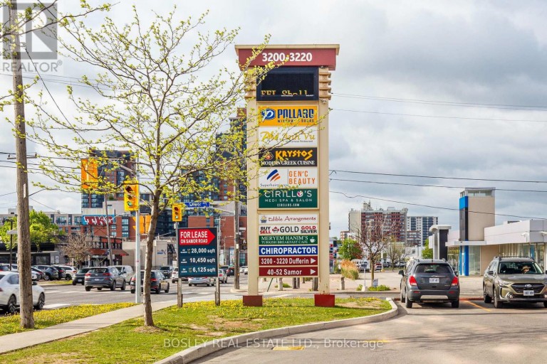 21 - 3200 DUFFERIN STREET, Toronto (Yorkdale-Glen Park), Ontario, M6A2T3