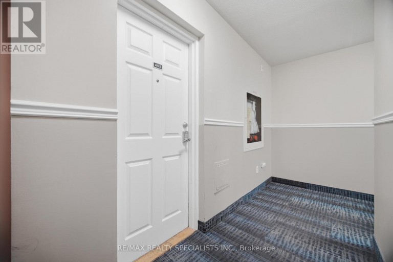 403 - 3065 QUEEN FREDERICA DRIVE, Mississauga (Applewood), Ontario, L4Y3A3