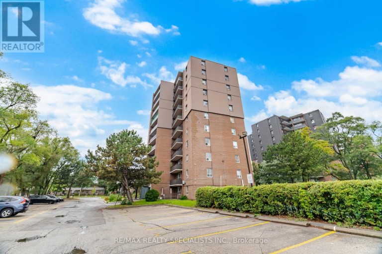 403 - 3065 QUEEN FREDERICA DRIVE, Mississauga (Applewood), Ontario, L4Y3A3