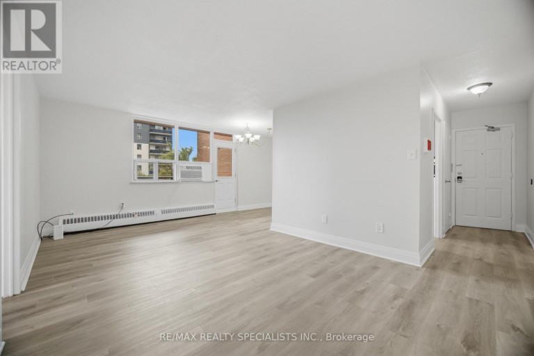 403 - 3065 QUEEN FREDERICA DRIVE, Mississauga (Applewood), Ontario, L4Y3A3