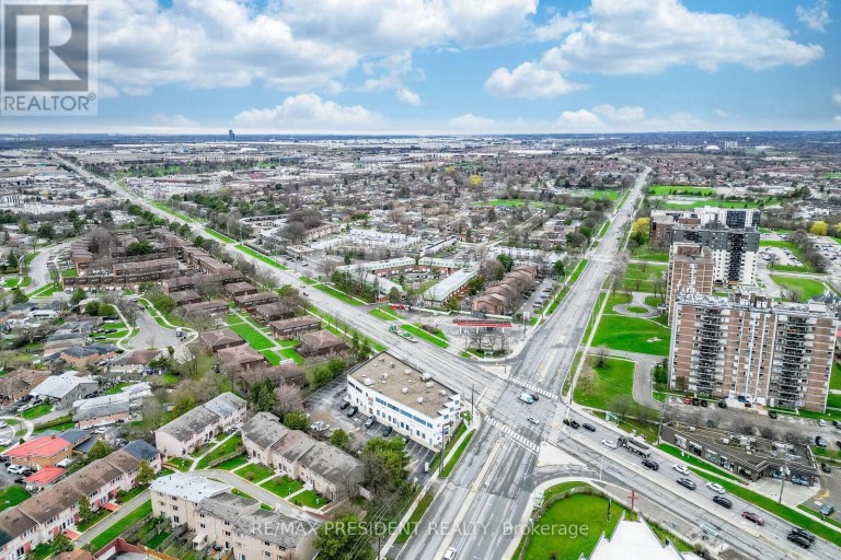 1625 ALBION ROAD, Toronto (West Humber-Clairville), Ontario, M9V5H8