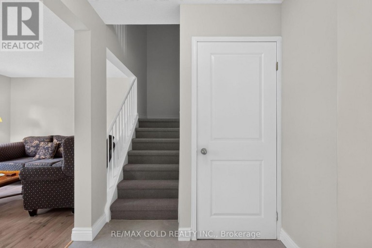 13 GOLD PINE COURT, Brampton (Northgate), Ontario, L6S2K6