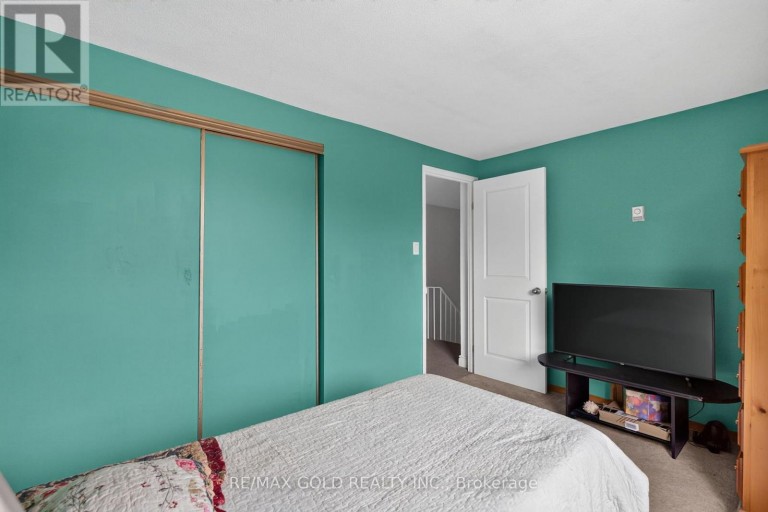 13 GOLD PINE COURT, Brampton (Northgate), Ontario, L6S2K6