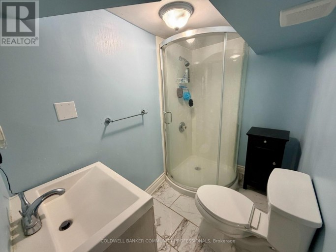 94 HOWARD AVENUE, Hamilton (Balfour), Ontario, L9A2W5