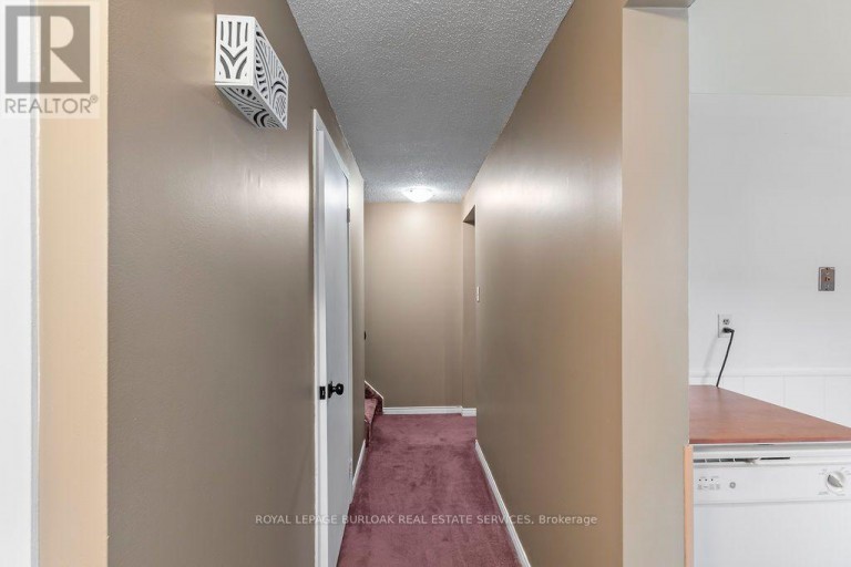 43 - 151 GATESHEAD CRESCENT, Hamilton (Stoney Creek), Ontario, L8G3W1