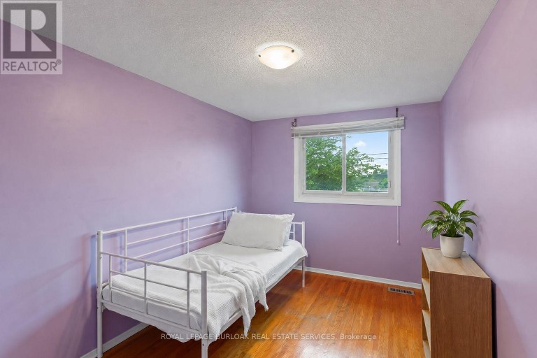 43 - 151 GATESHEAD CRESCENT, Hamilton (Stoney Creek), Ontario, L8G3W1
