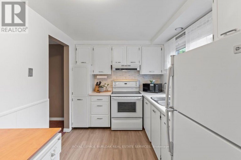 43 - 151 GATESHEAD CRESCENT, Hamilton (Stoney Creek), Ontario, L8G3W1