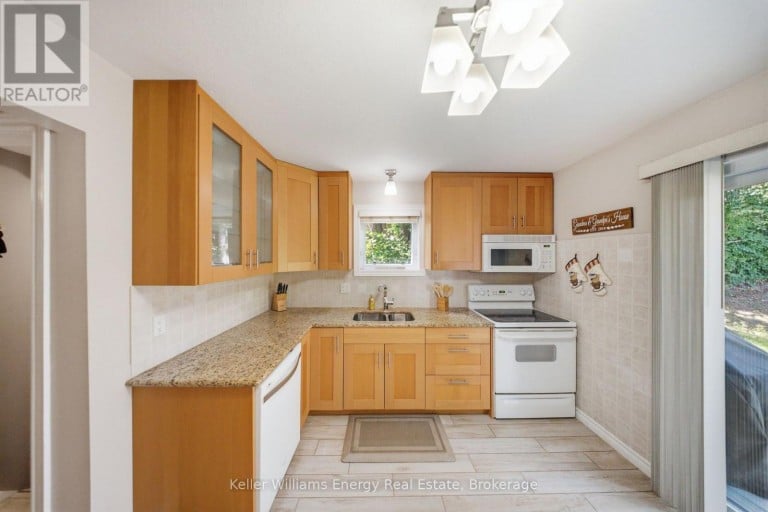 216 GALLAGHER STREET, Peterborough (Northcrest Ward 5), Ontario, K9H5P5