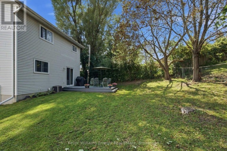216 GALLAGHER STREET, Peterborough (Northcrest Ward 5), Ontario, K9H5P5