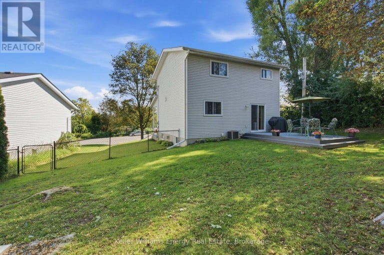 216 GALLAGHER STREET, Peterborough (Northcrest Ward 5), Ontario, K9H5P5