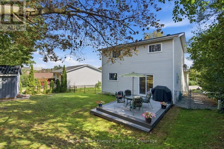 216 GALLAGHER STREET, Peterborough (Northcrest Ward 5), Ontario, K9H5P5