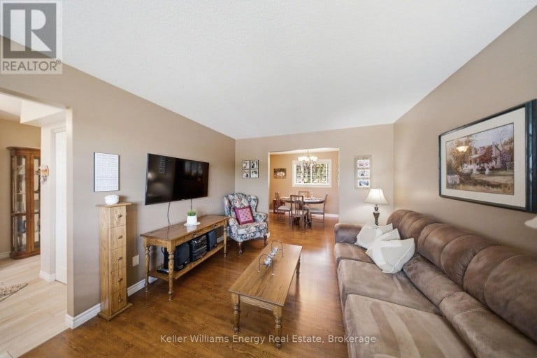 216 GALLAGHER STREET, Peterborough (Northcrest Ward 5), Ontario, K9H5P5