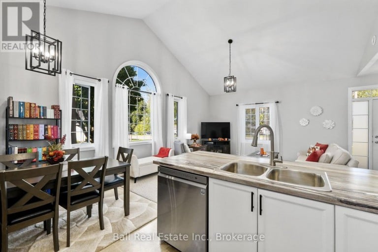 303 - 1055 BIRCHWOOD TRAIL, Cobourg, Ontario, K9A5Y1